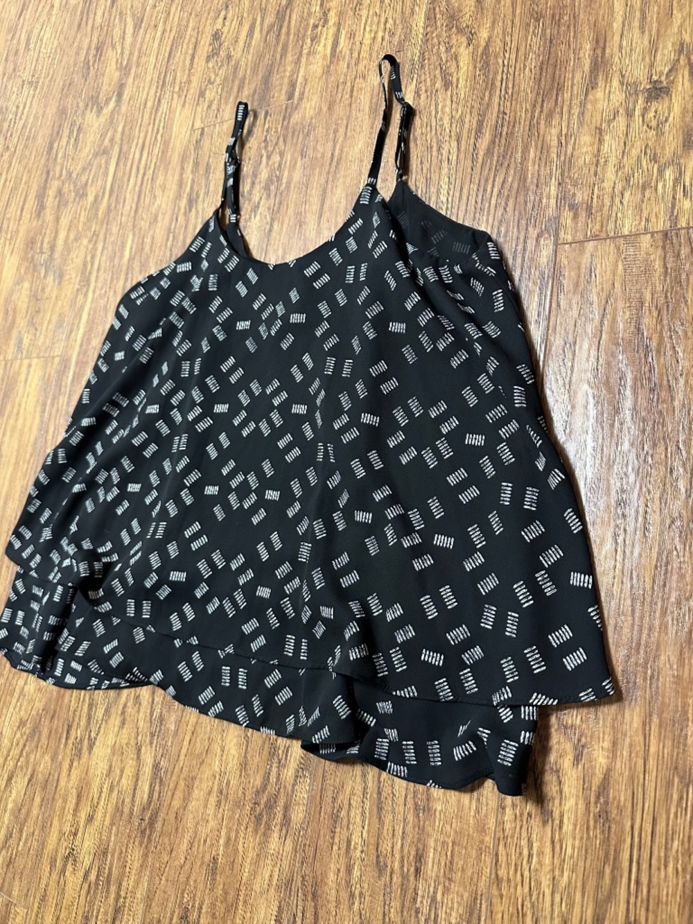 Metaphor Women's Crop Tank Top Black & White Size Medium